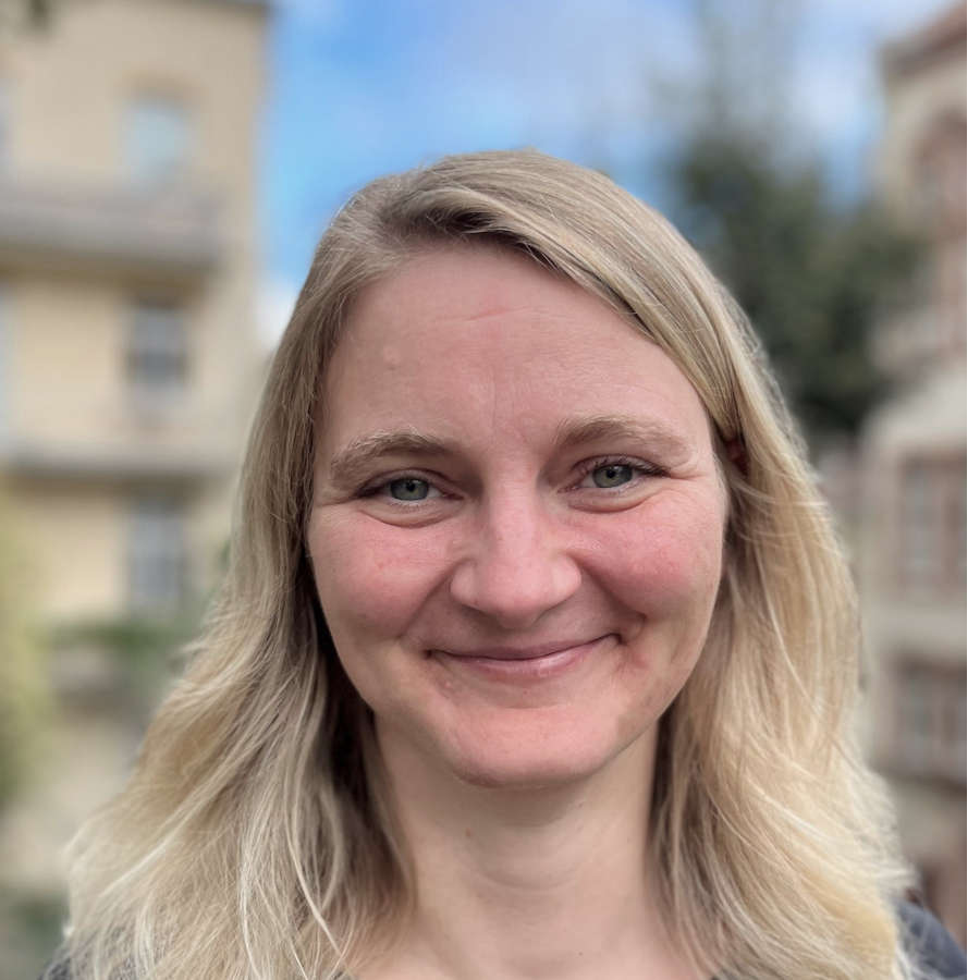 Porträtfoto: Dr. Kerstin Wolf