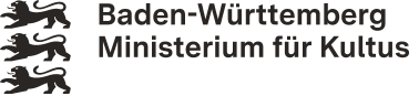 Link zum Internetauftritt des Ministeriums für Kultus Baden-Württemberg; Logo: auf der linken Seite drei schwarze Baden-Württemberg-Löwen-Symbole untereinander, auf der rechten Seite: auf zwei Zeilen verteilter Schriftzug Baden-Württemberg, Ministerium für Kultus in schwarzer Fettschrift