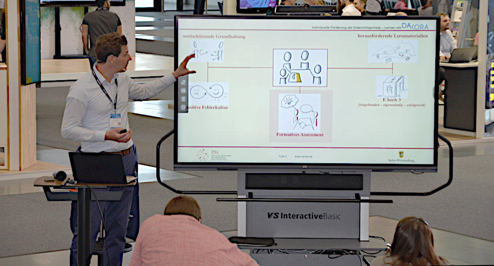 Foto: ZSL-Vortrag im Forum der LEARNTEC 2022: DAKORA