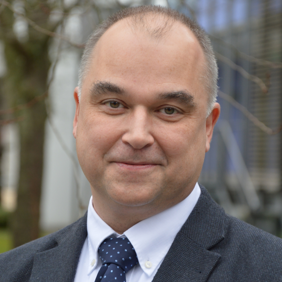 Portraitfoto: Franz-Andreas Steck