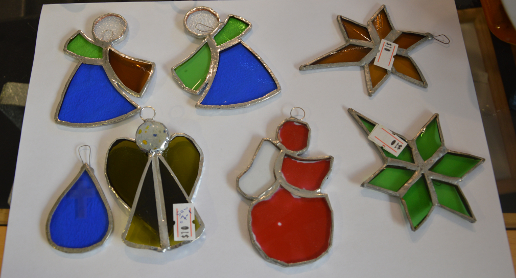 Photo: Handcrafted Christmas decoration by Dar-al Kalima College University