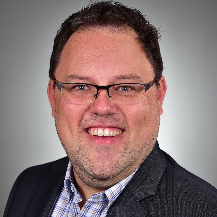 portrait photograph: Alexander Öhlbach