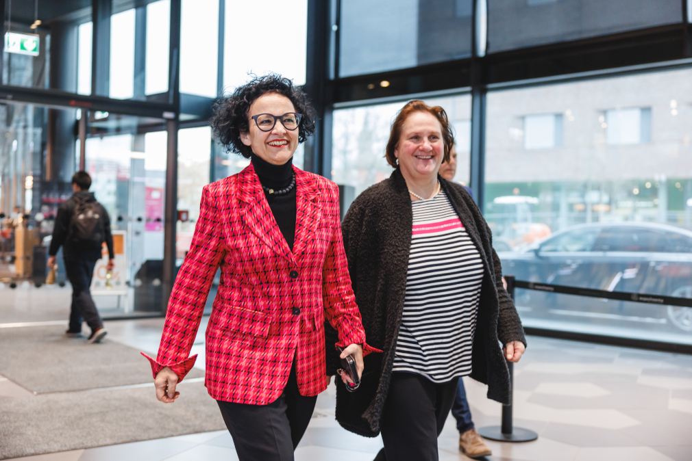 Foto: Prof. Dr. Bärbel Renner und Theresa Schopper